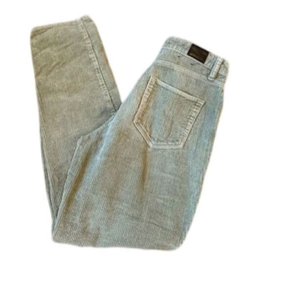 Urban Outfitters BDG Green Corduroy High-Rise Mom Pants  Women’s Size 28 - Picture 2 of 10